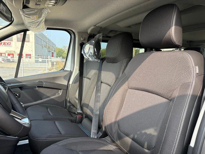 Renault Trafic passenger 2.0 Blue dci 150cv L1H1 Equilibre