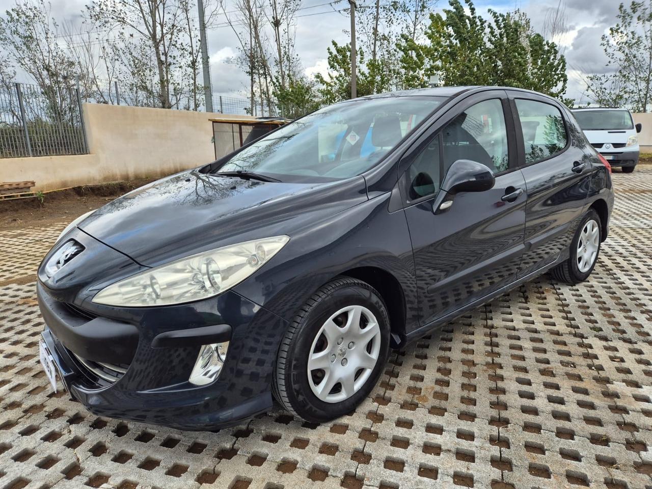 Peugeot 308 1.6 8V HDi 93CV 5p. Tecno