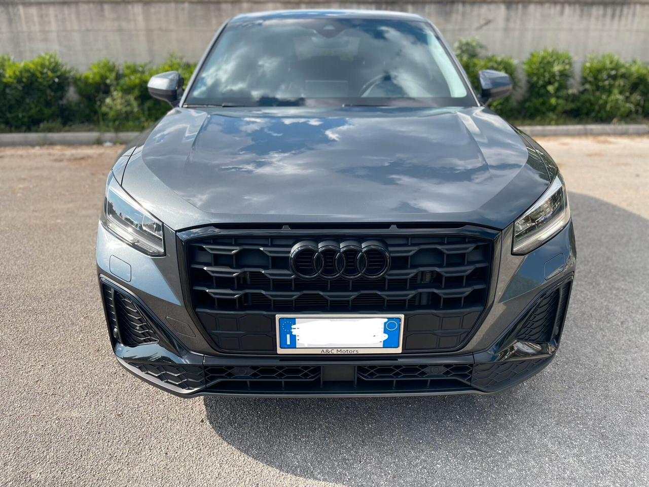 Audi Q2 40 TFSI quattro S tronic Identity Black