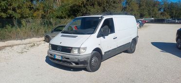 Mercedes Benz Vito