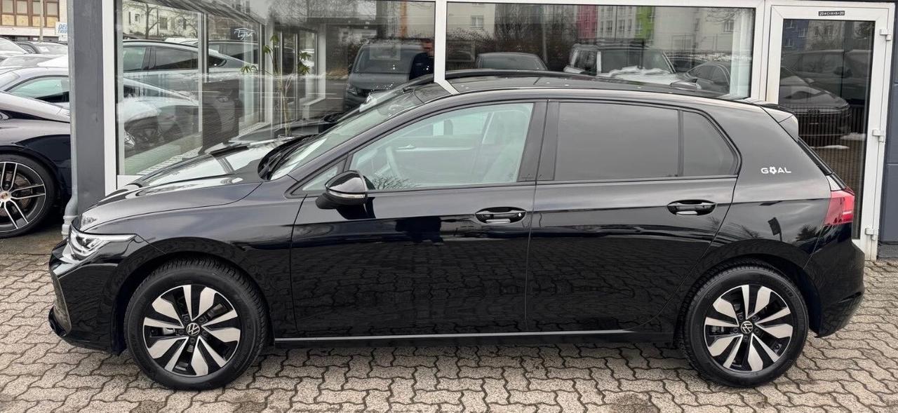 Volkswagen Golf 1.5 Etsi Dsg SCR Life Goal Navi Led