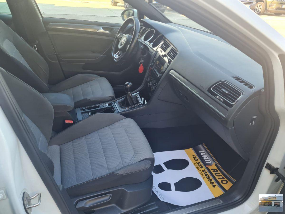 VOLKSWAGEN Golf R-Line-Euro 6B-Neopatentati