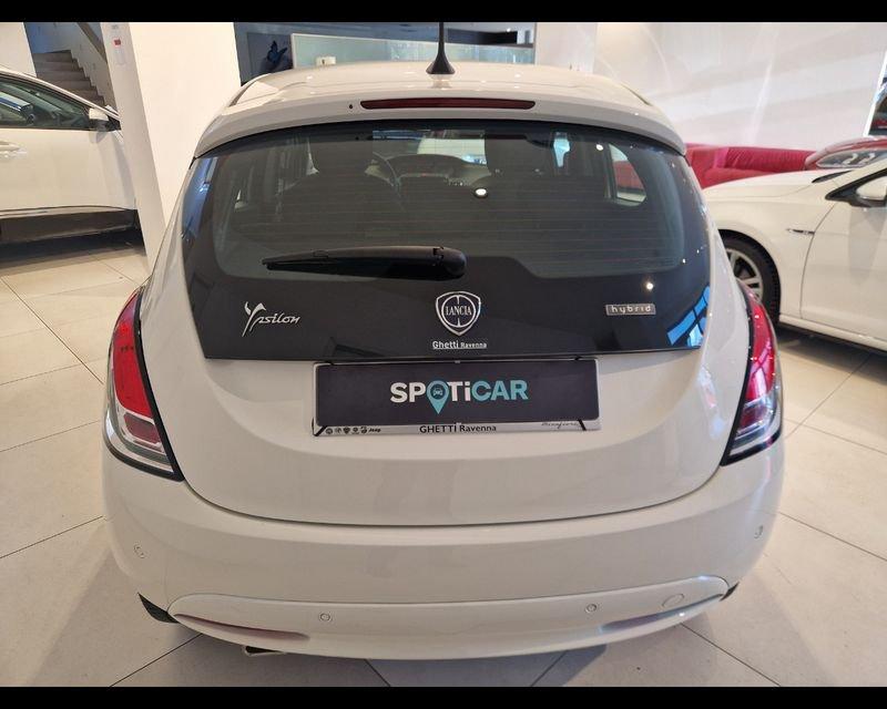 Lancia Ypsilon III 2021 1.0 firefly hybrid Gold s&s 70cv