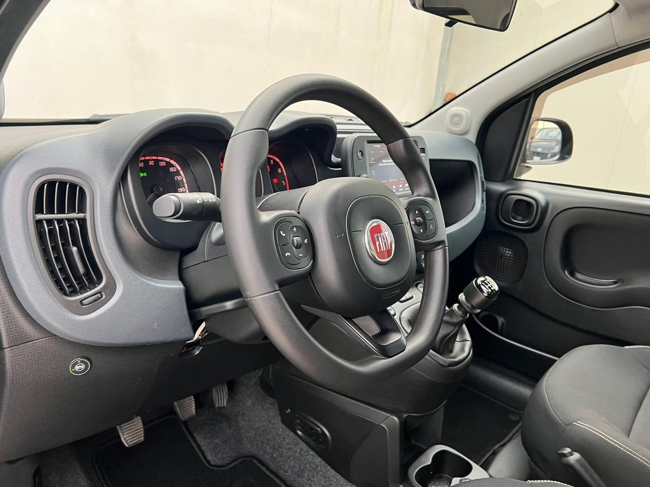 FIAT PANDA 1.0 HYBRID 69CV 2023!!! CITY CROSS!!!