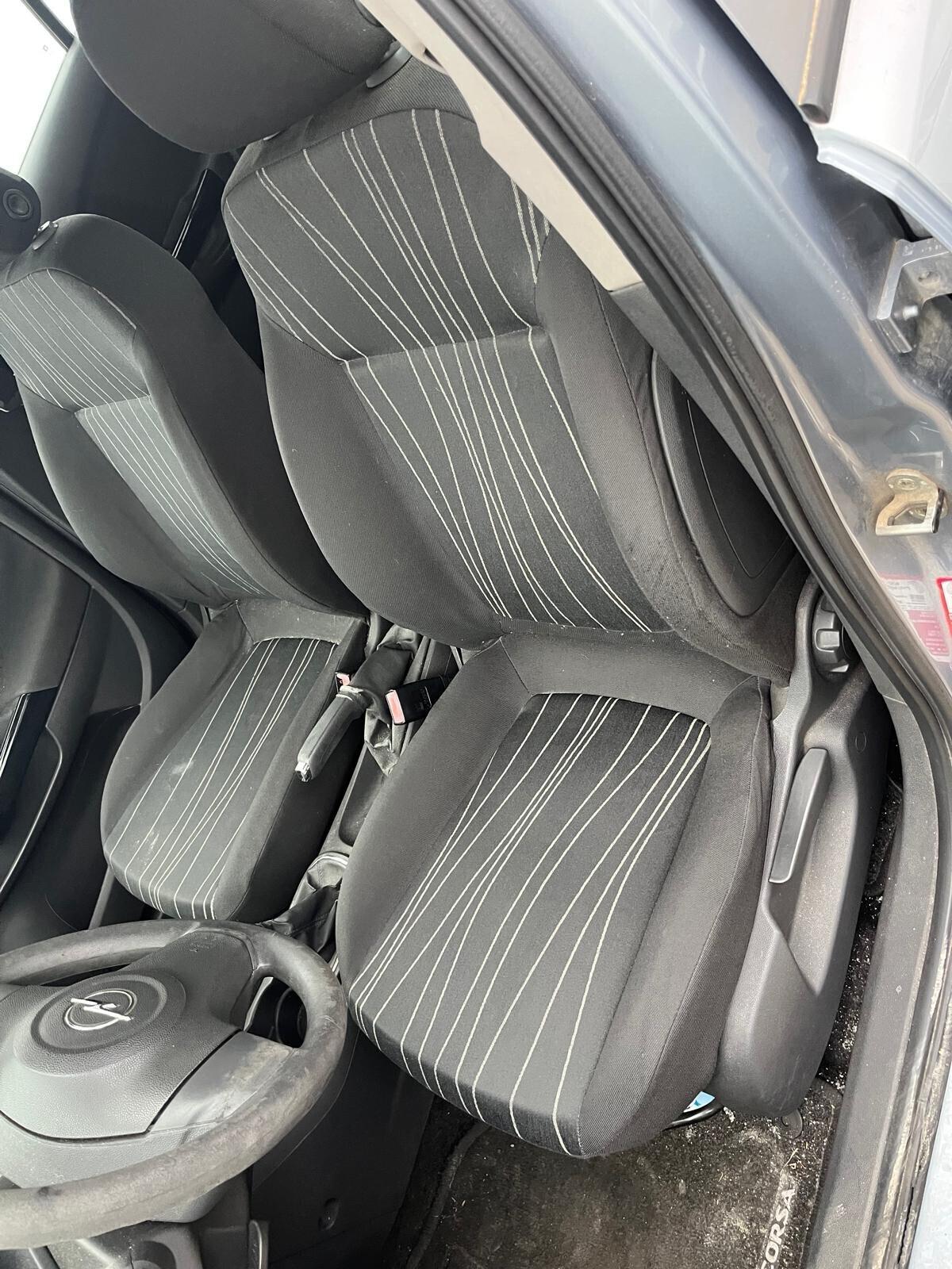 Opel Corsa 1.2 5 porte Easytronic Enjoy