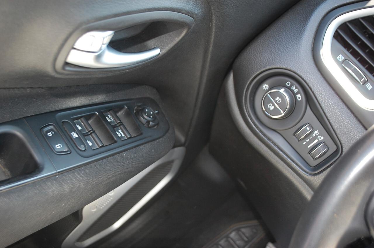 Jeep Renegade 1.6 mjt 120CV 2wd Longitude Uff Italy Lega USB