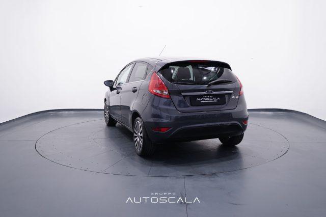 FORD Fiesta 1.4 5 porte Bz.- GPL Titanium