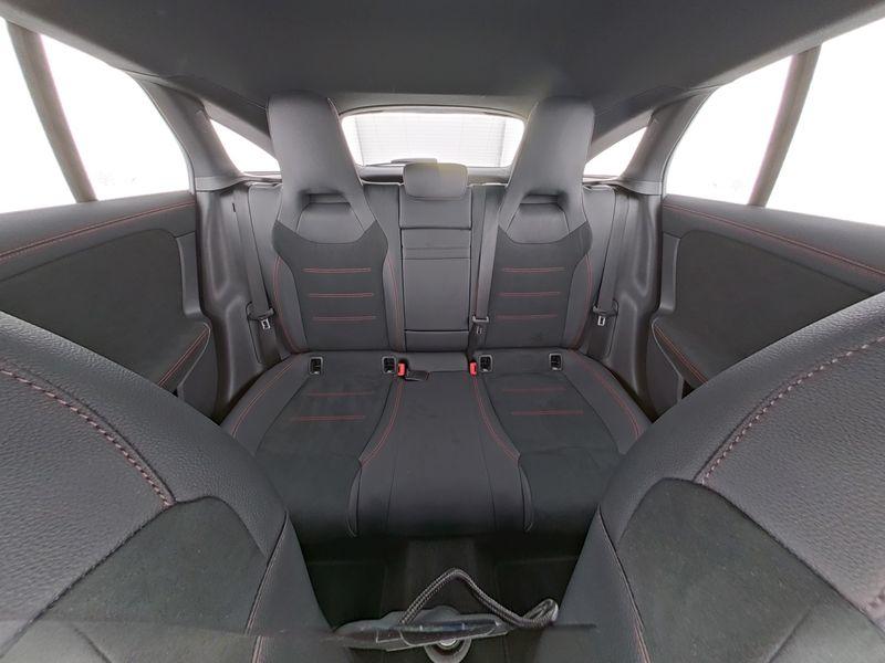 Mercedes-Benz 180 Automatic AMG Line Premium