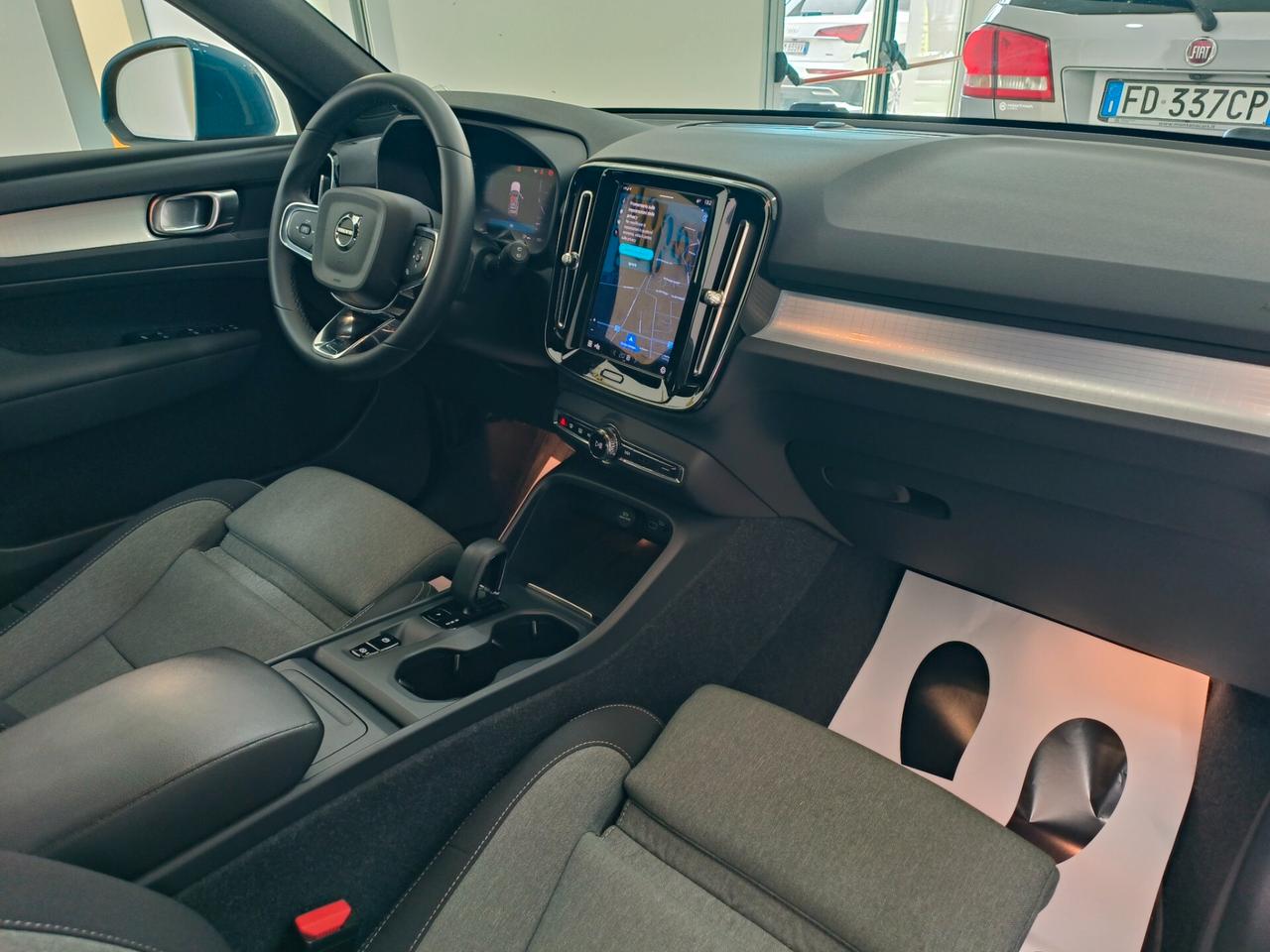 Volvo XC40 B3 automatico Core