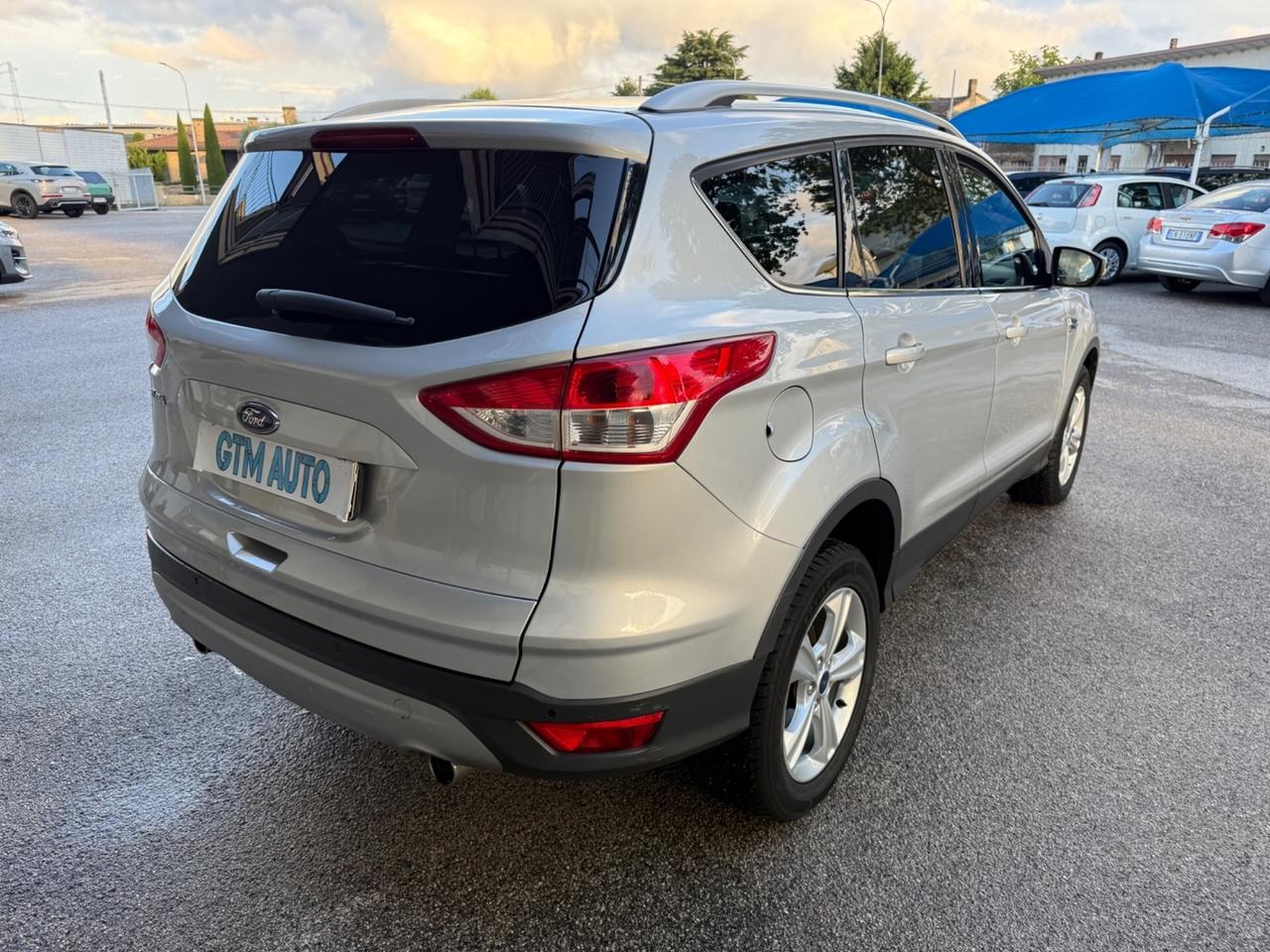 Ford Kuga 2.0 TDCI 140 CV 4WD Powershift