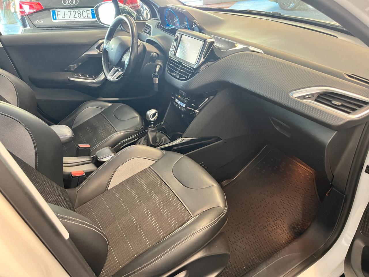 Peugeot 2008 BlueHDi 120 S&S Allure EURO 6