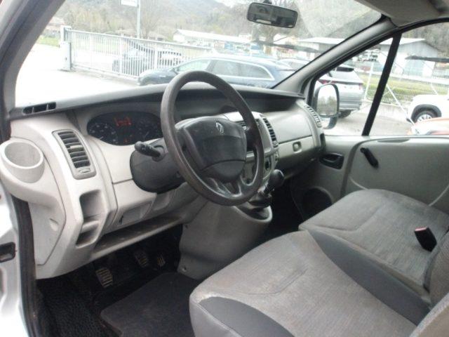 RENAULT Trafic 2.0dCi 115 9 POSTI - PASSO CORTO X COMMERCIANTI