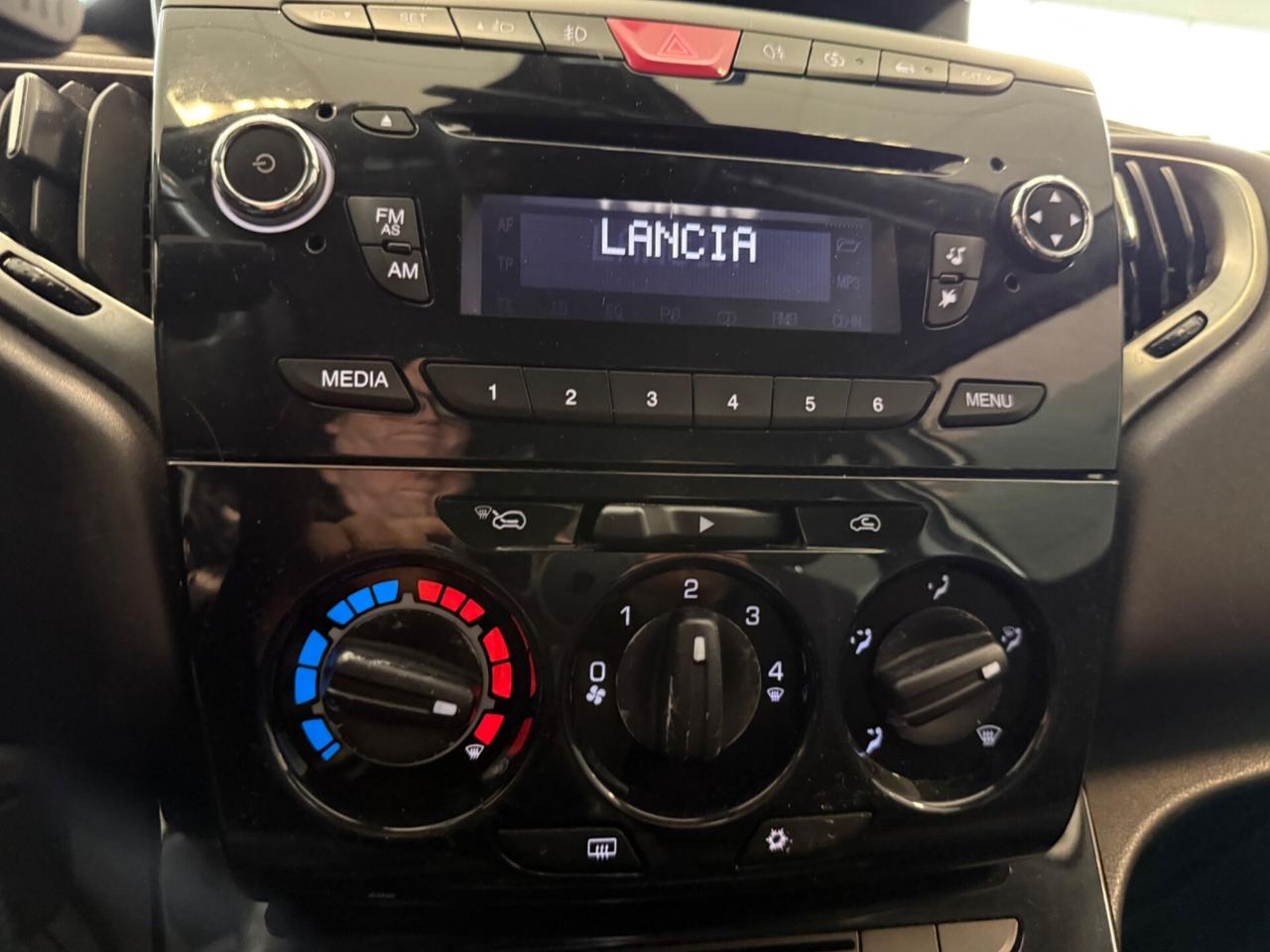 Lancia Ypsilon 1.3 MJT 16V 95 CV 5 porte S&S Gold