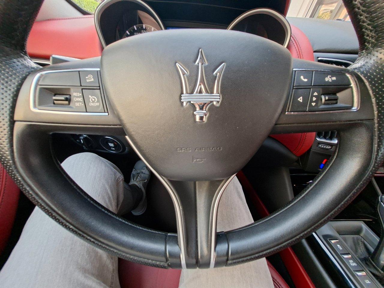 Maserati Levante 3.0 V6 250cv GRAN LUSSO