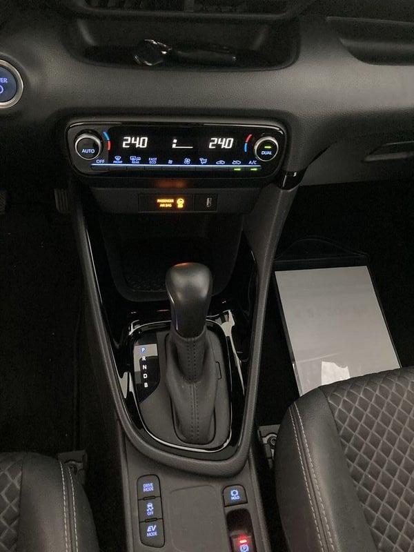 Toyota Yaris Yaris 1.5 Hybrid 5 porte Lounge