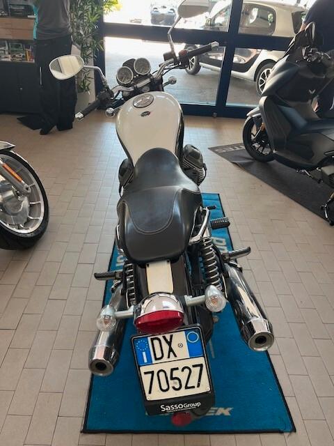 Moto Guzzi Nevada 750 ANNIVERSARY