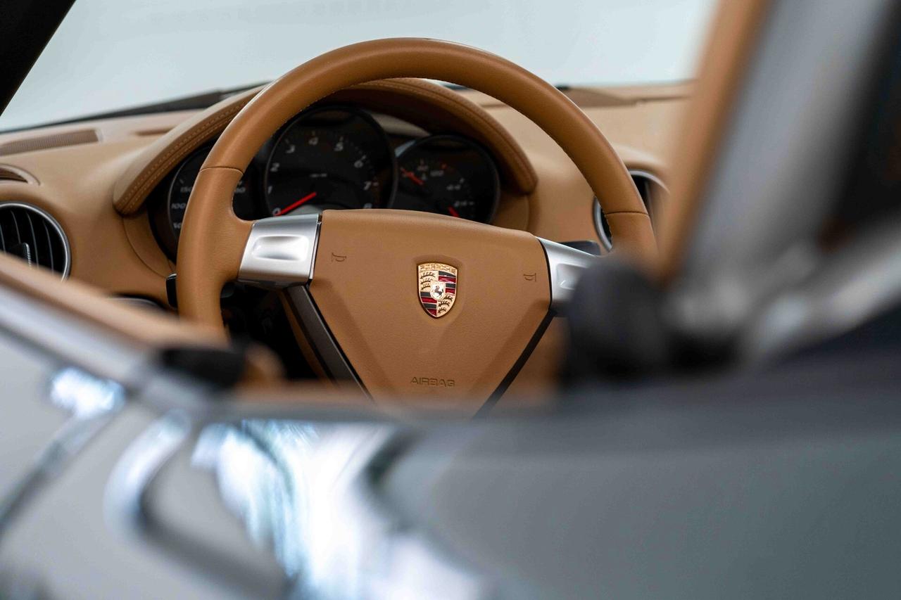 Porsche Boxster 2.7 (987)