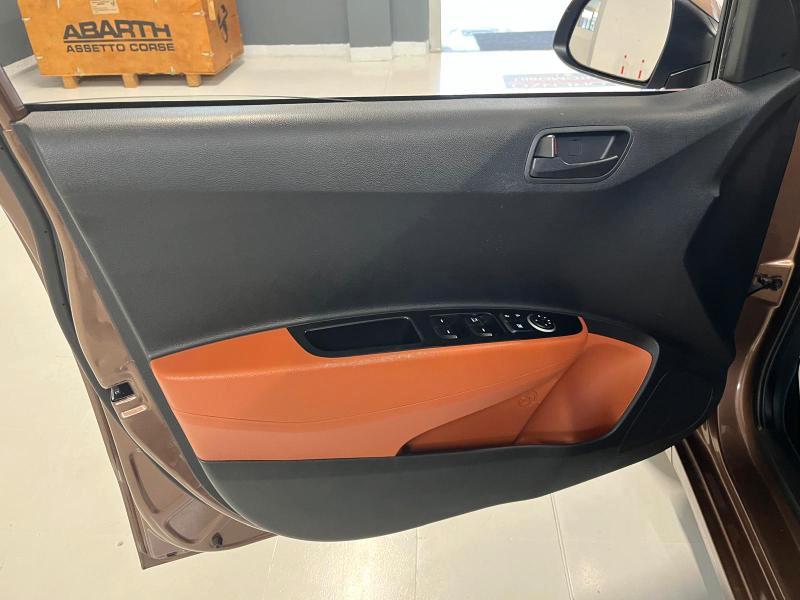 Hyundai i10 1.0 Login