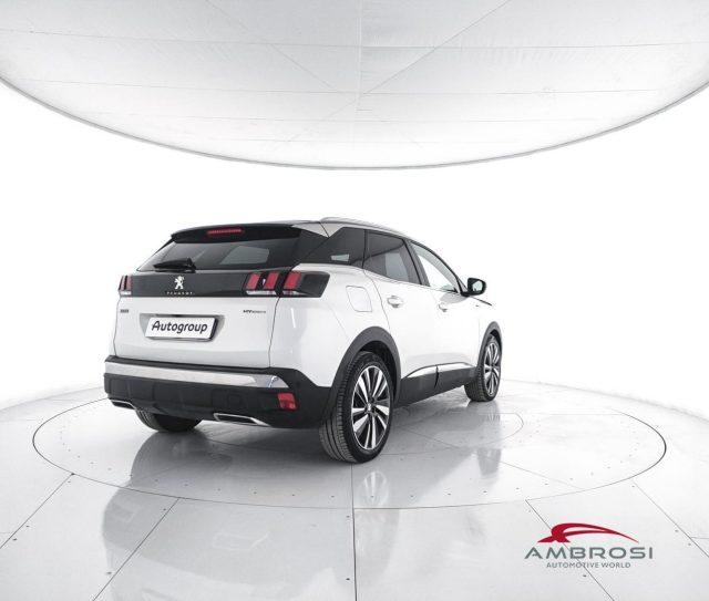 PEUGEOT 3008 GT Hybrid4 300 e-EAT8 GT Line