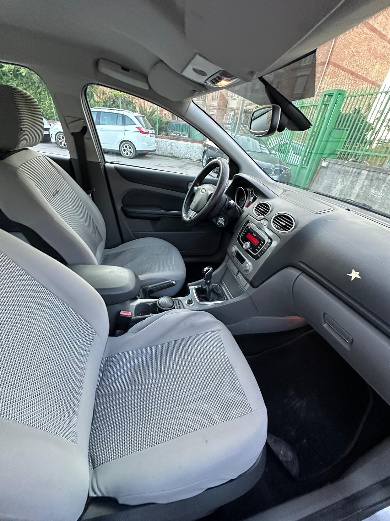 Ford Focus 1.6 TDCi (110CV) 5p. Tit. DPF