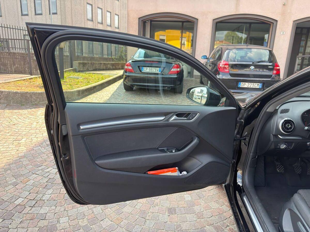 Audi A3 3 Porte A3 1.6 tdi Design 110cv