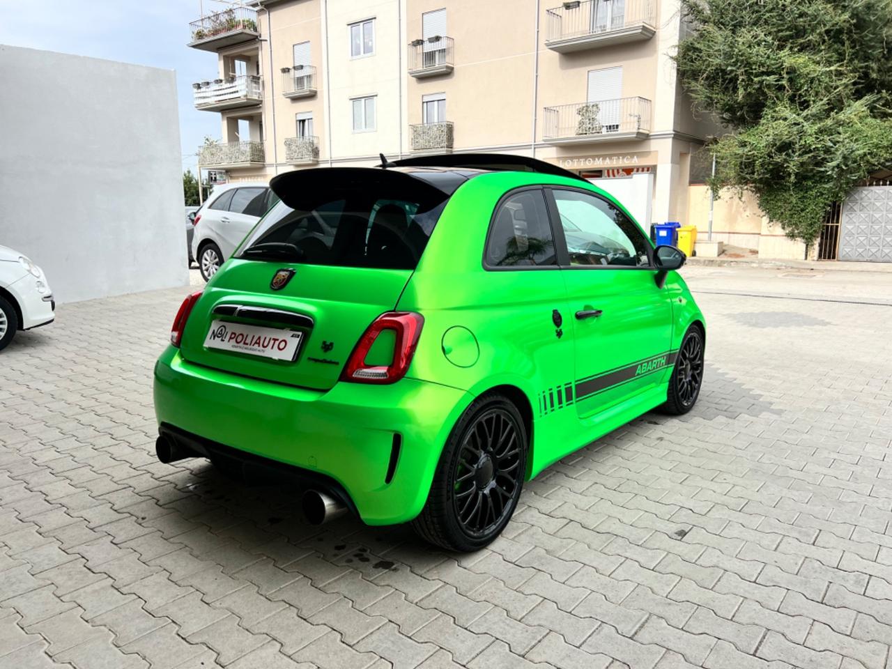 Abarth 500 1.4 Turbo T-Jet Custom