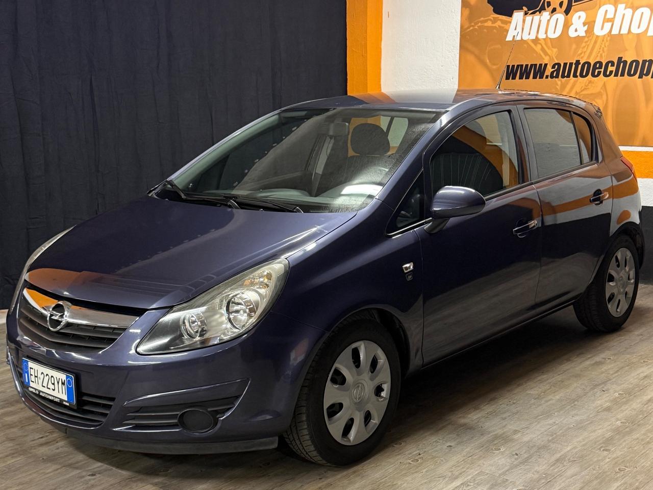 SPETTACOLARE OPEL CORSA 111 ANNIVERSARIO CON 72.498 KM