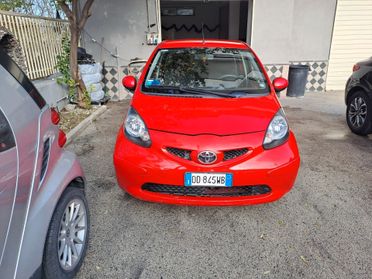 Toyota Aygo 1.0 12V VVT-i 5 porte Sol