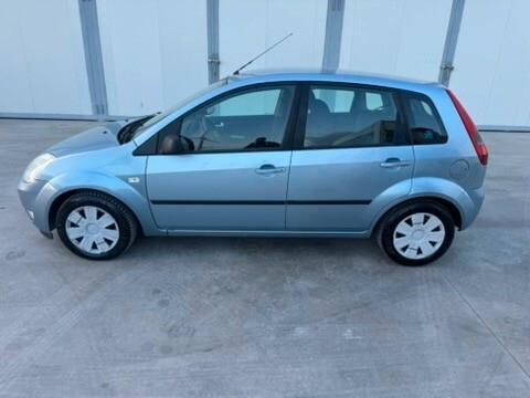 Ford Fiesta 1.2 16V 5p. Ambiente