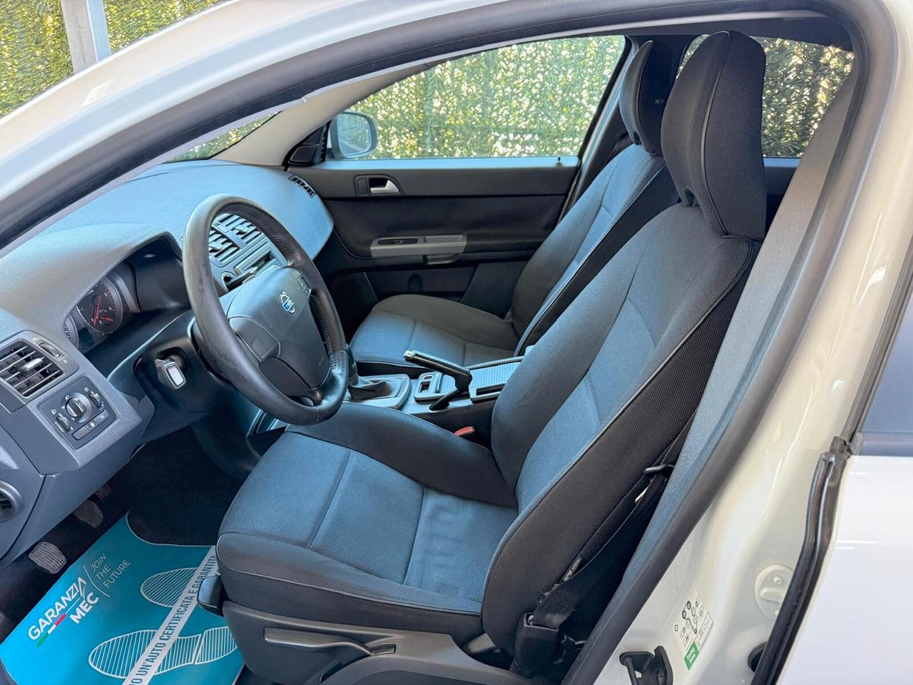 Volvo S40 D2 Momentum 1.6 d 110CV