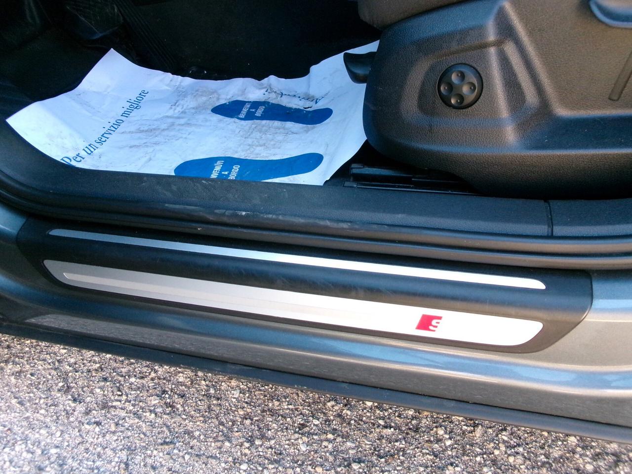 Audi Q3 2.0 TDI 150 CV quattro Sport