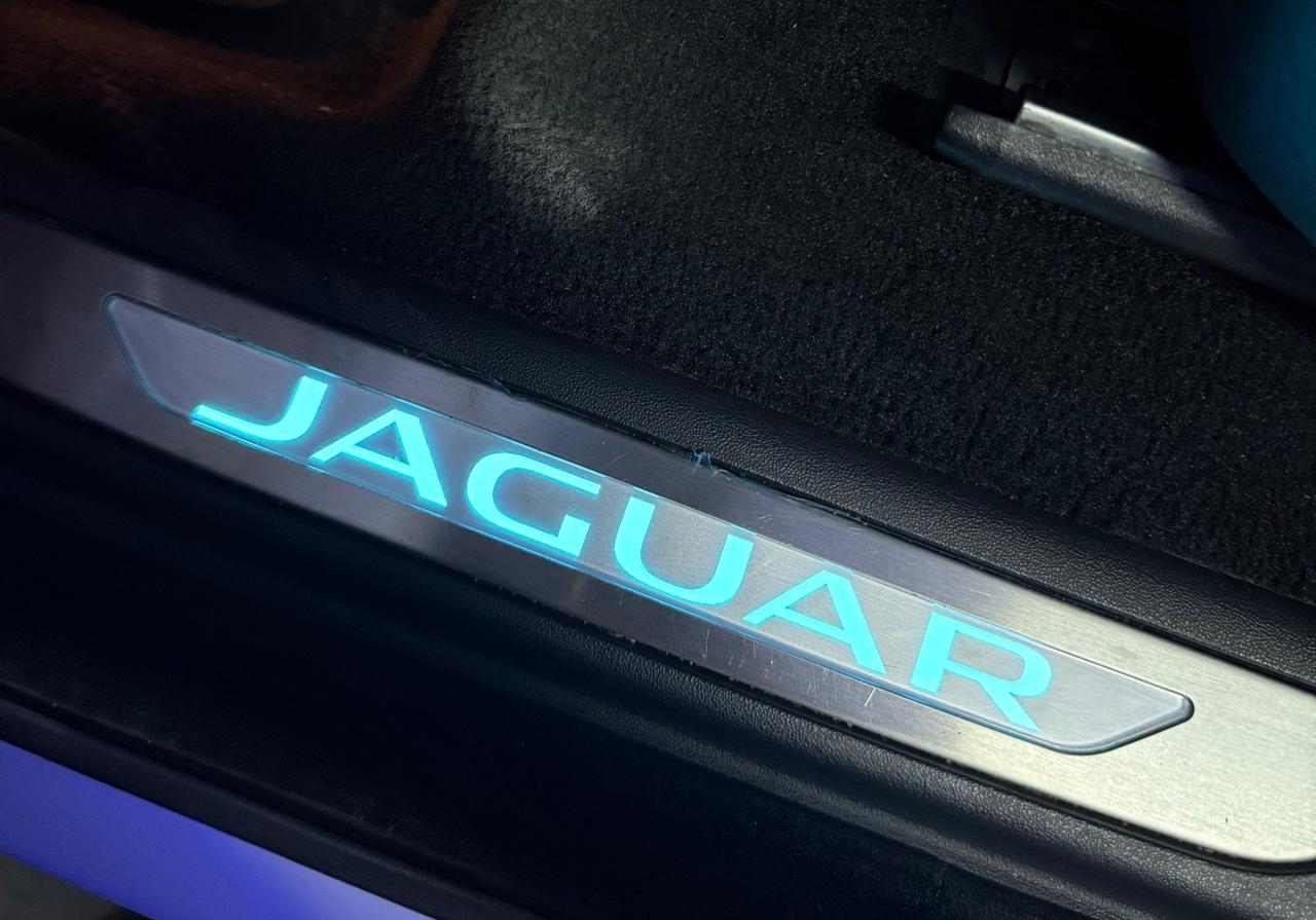 Jaguar E-Pace 2.0D 180 CV AWD aut. R-Dynamic S