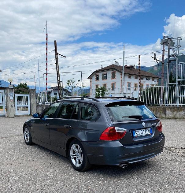 Bmw 320 320d cat Touring Attiva