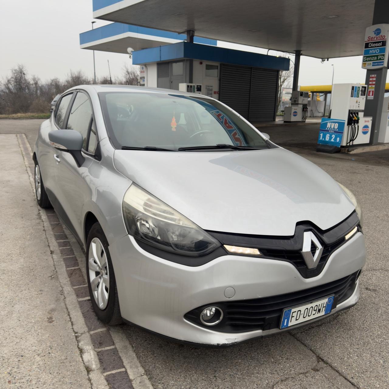 Renault Clio 1.2 75CV 5 porte