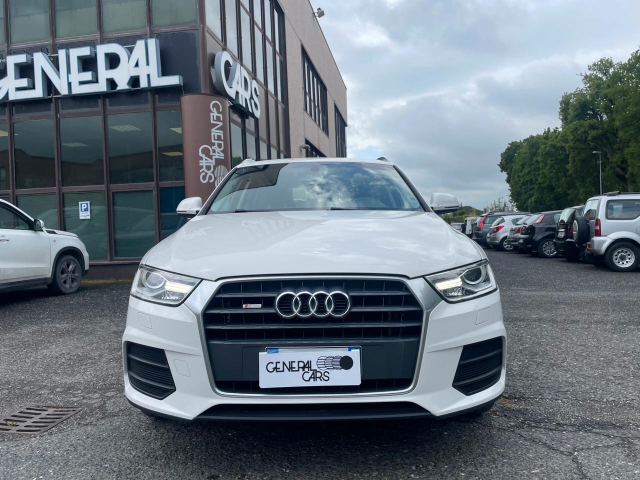Audi Q3 2.0 TDI 150 CV Business S-LINE