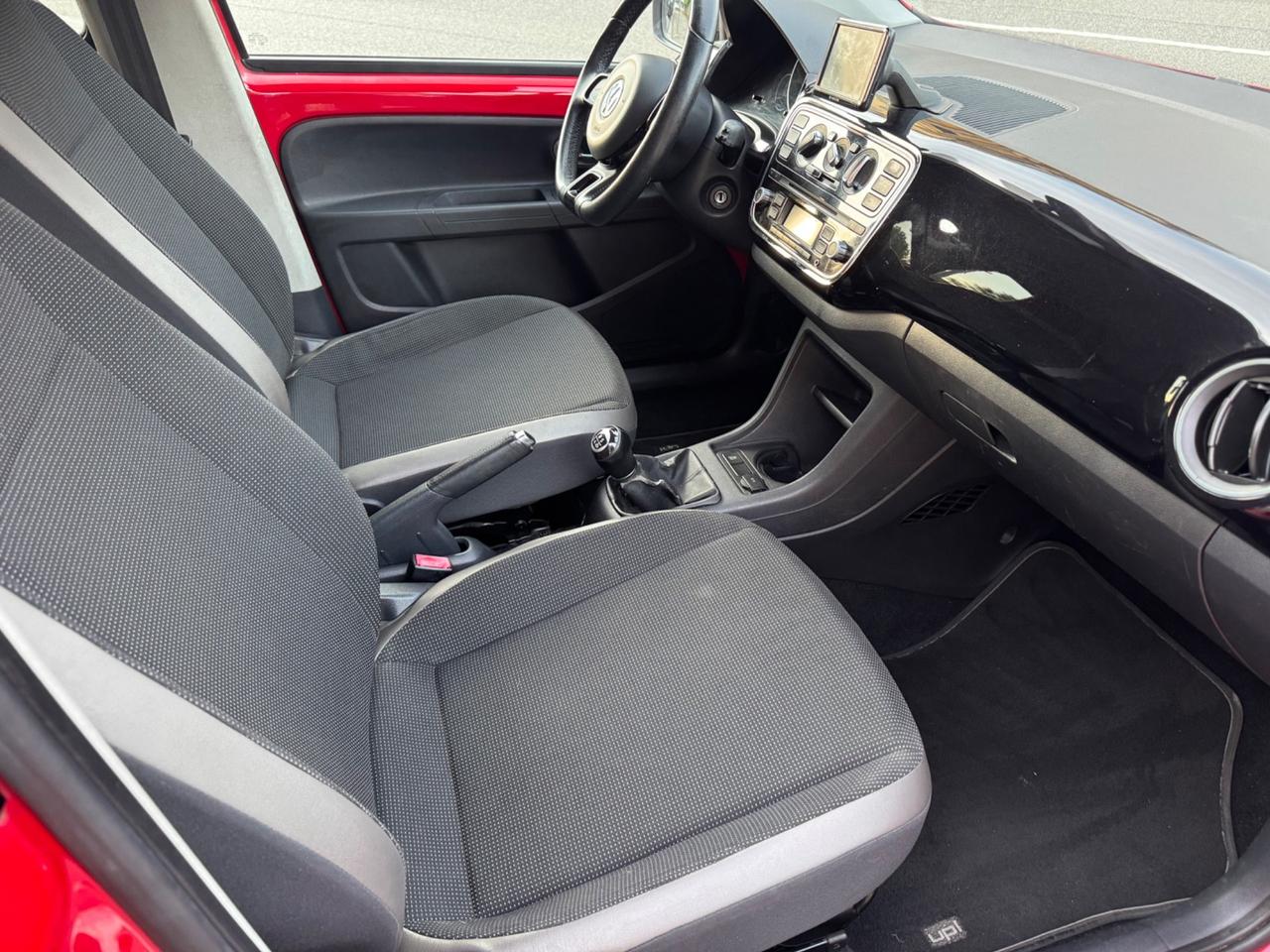 Volkswagen up! 1.0 75 CV 5p. high