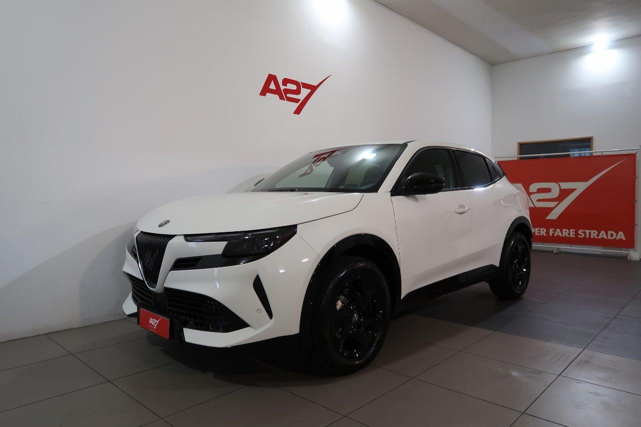 Alfa Romeo Junior 1.2 ibrida Ti 145cv edct6