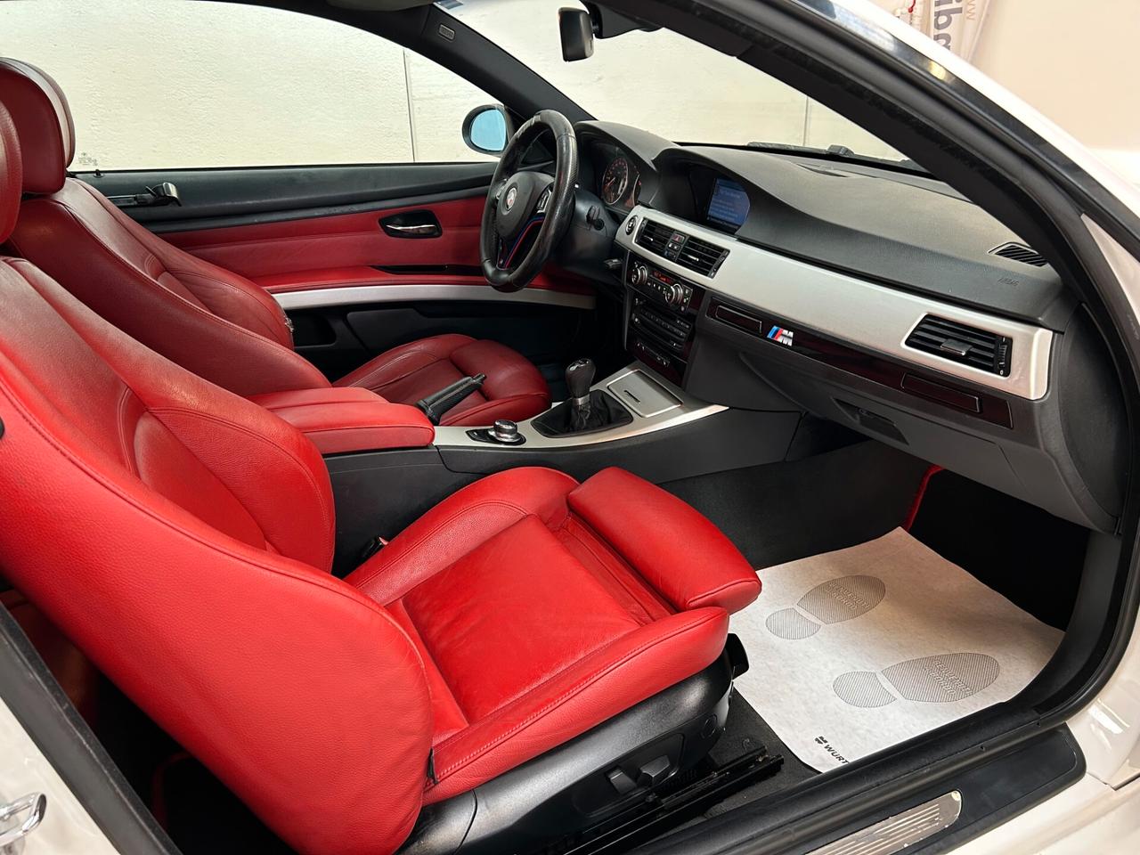 Bmw 320 BMW 320 Coupe Msport 320d 177cv-Dettagli in Bio