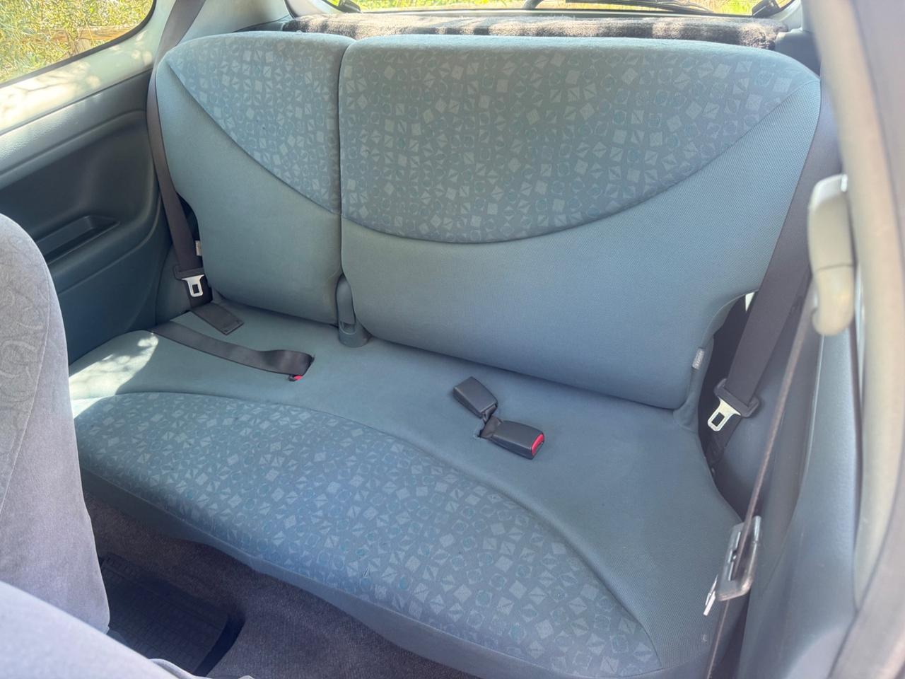 Toyota Yaris 1.0 Benzina 68Cv 2005