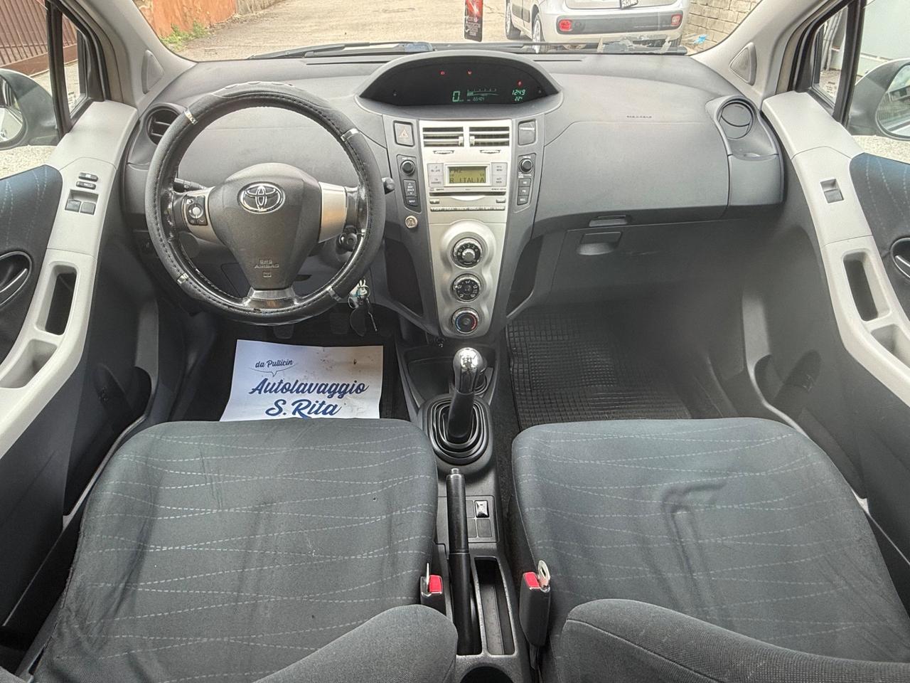 Toyota Yaris 1.4 D-4D 5 porte Sol