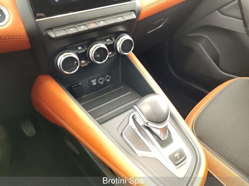 Renault Captur 1.6 PHEV E-TECH 160cv INTENS