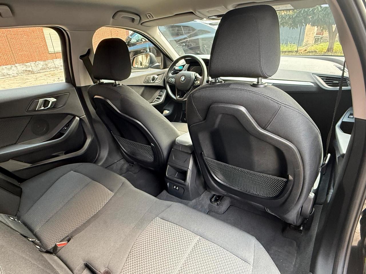 Bmw 118 118i 5p. Advantage