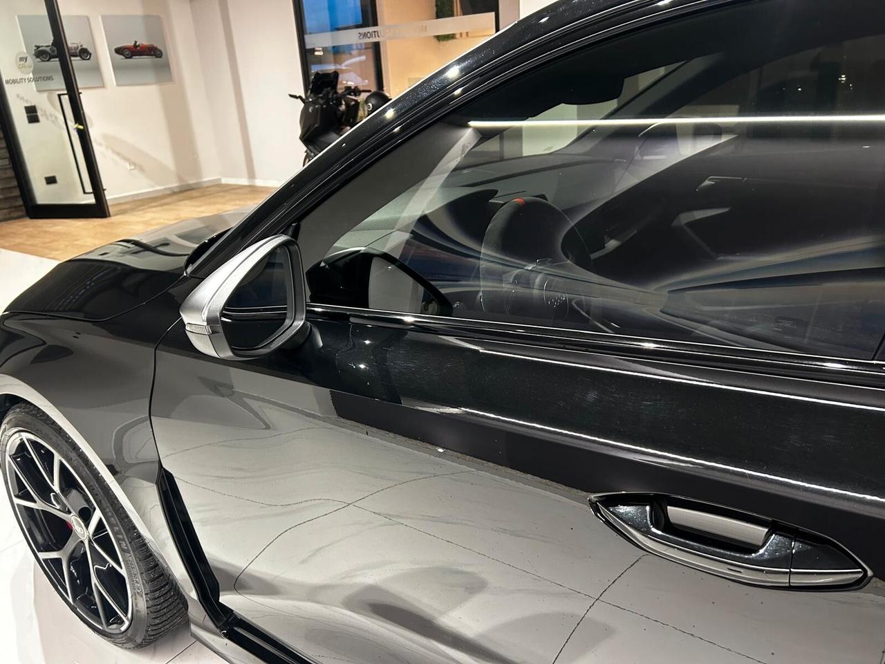 Audi A3 RS 3 SPB TFSI quattro S tronic