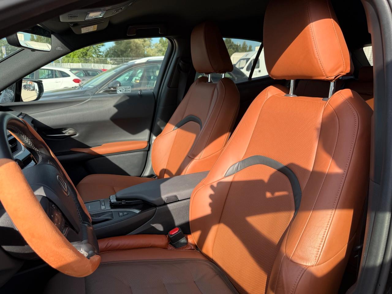 Lexus UX UX250H Hybrid Premium 184cv 2.0 2wd cvt my20