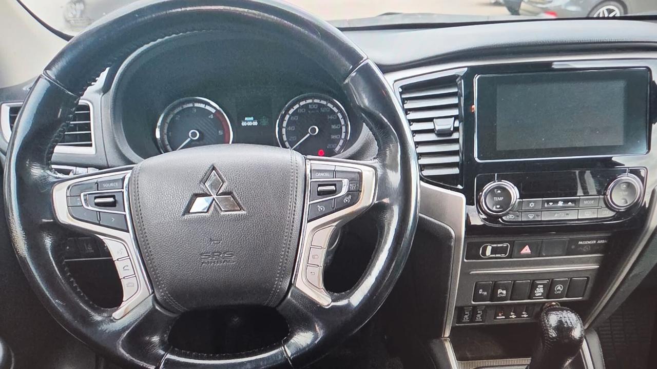 Mitsubishi L200 2.3 D Double Cab 4x4