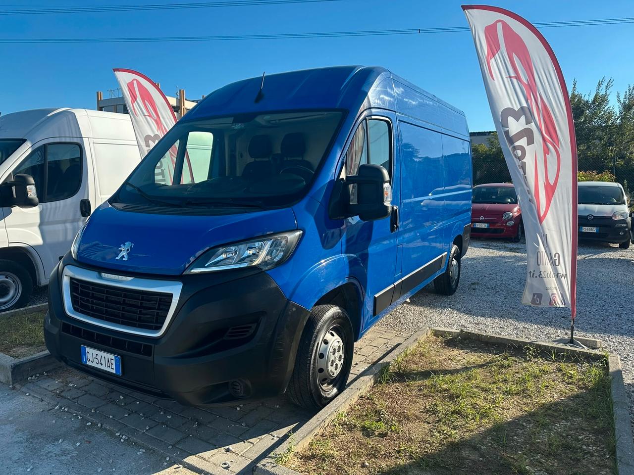 Peugeot Boxer 330 2.2 BlueHDi 140 S&S PC-TM Furgone