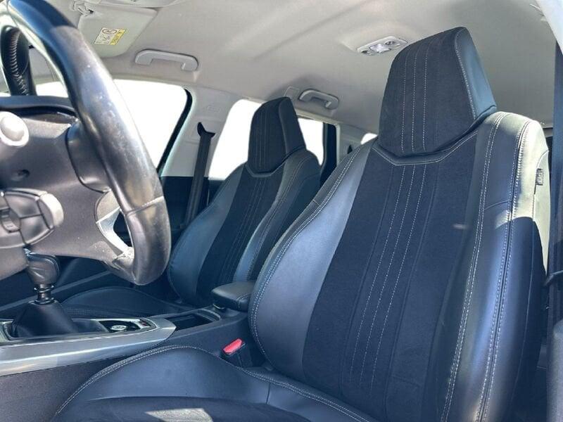 Peugeot 308 BlueHDi 120 S&S SW Allure