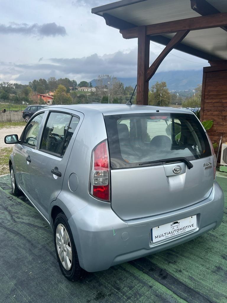 DAIHATSU SIRION