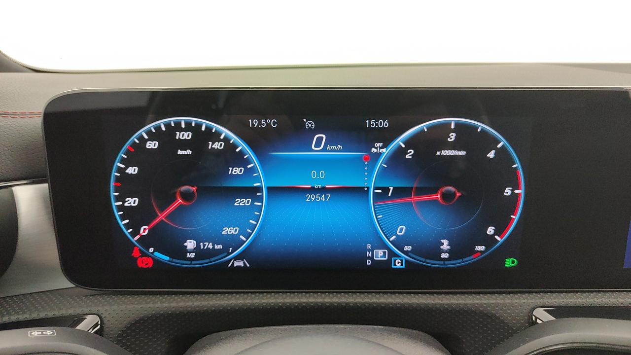 Mercedes-Benz CLA Coupe 220 d Premium auto