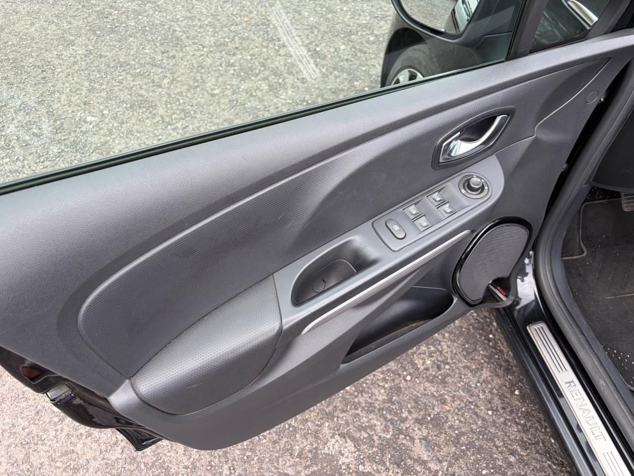 Renault Clio dCi 8V 90 CV Start&Stop 5 porte Energy Duel